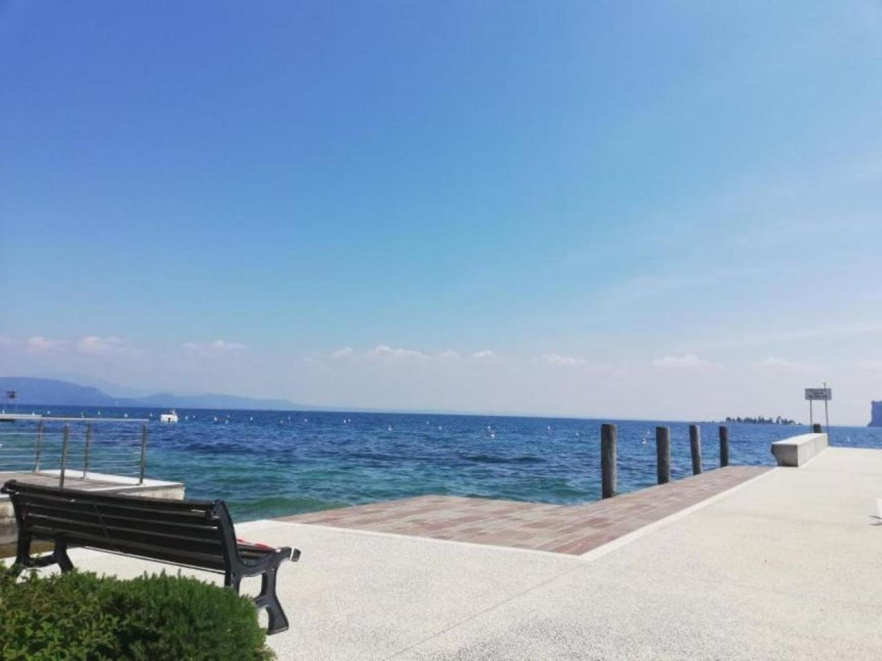 Dolce Lago B&B San Felice del Benaco Bagian luar foto